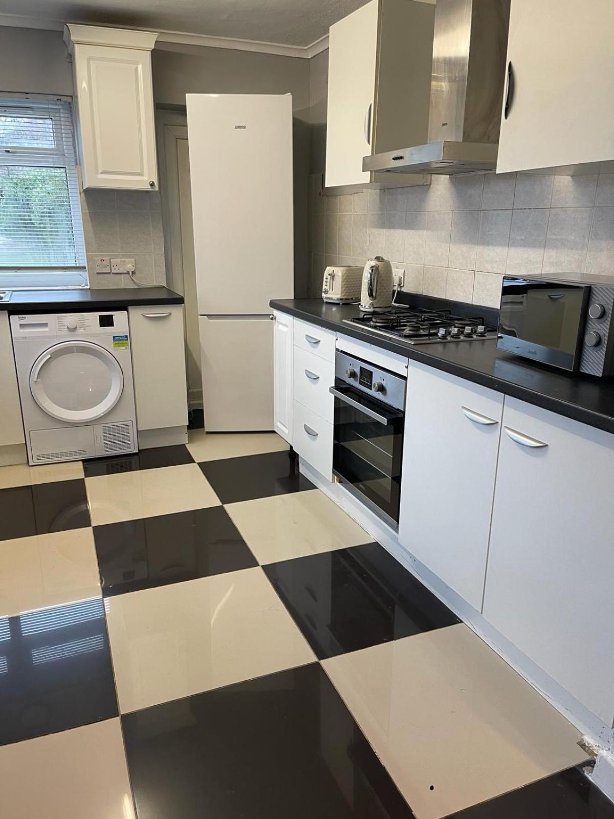 London Guest Room מראה חיצוני תמונה
